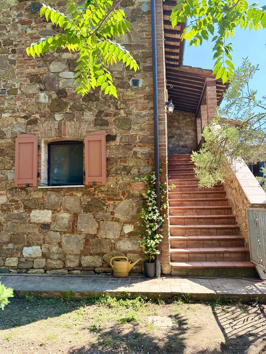 Dettaglio della terrazza con gelsomino, Casa Terrazzella